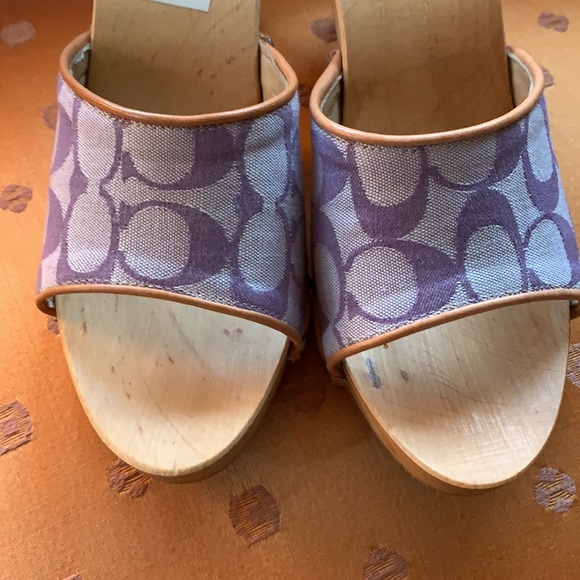 COACH CANVAS WOODEN CLOG SANDALS - Picture 3 of 7